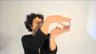 Miki Tajima contact juggling improvisation pour caméramp4 [upl. by Mitzie]