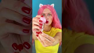 Making DIY Lollipops from Chewing Gum A Hilarious Prank 🍭 [upl. by Beniamino]