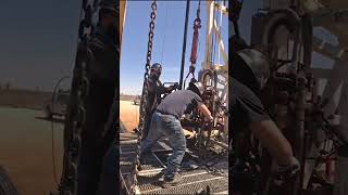 Pulling Drill Pipe Workover Rig oilrig rig drilling oil pulling [upl. by Maridel]