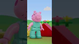 Escondidas en el jardín shorts peppapig LEGODUPLO [upl. by Lennej836]