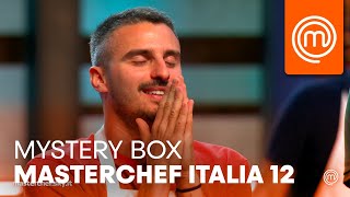 Roberto va agli assaggi della Mystery Box  MasterChef Italia 12 [upl. by Dnomed]