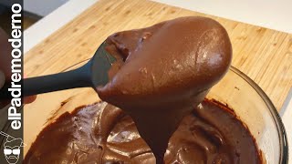 Como hacer FROSTING de CHOCOLATE con cacao Fácil y Rápido [upl. by Ardnasirhc607]