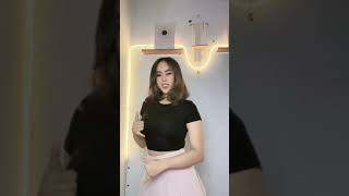 cewek tiktok cantik joget hera16 fypage for youforyouliveforthechallenge trending jedagjed [upl. by Eicaj]