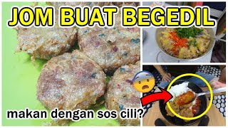 😋JOM BUAT BEGEDIL HARINI  LAGI SEDAP DARI KEDAI MAKAN😛 FMCO masak [upl. by Elletnahc633]