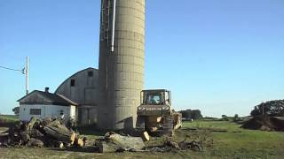 60 foot silo d7 cat 2 [upl. by Gnov]