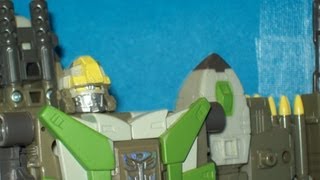 Transformers movie 2007 Wingblade Toys R Us Exclusive review [upl. by Antonie]