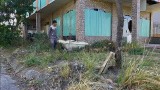 Coffee shop owner returns after 5 years and is surprised to see the shop cleaned up [upl. by Sonaj]