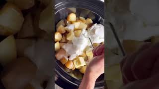 Slow Cooker Mashed Potatoes [upl. by Elime]