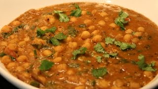 Vella Kadala Curry Chana Masala  Easy Chole recipe  White chickpeas curry [upl. by Covell]