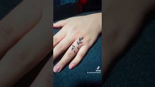 Girls tattoo ring😋 tattoo tattooideas tattooartist tattoodesigns girlstattoo newtattoo shorts [upl. by Notyal]