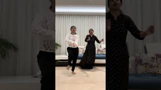 sajana hai mujhe sajna ke liye  wedding dance practice love groupdance dancemoves [upl. by Gainor314]