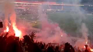 Opkomst Feyenoord in de Kuip afsluiting van het seizoen [upl. by Herzen825]