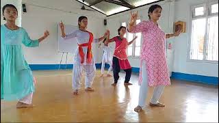 Bijita Goswami giving Sattriya Nritya training at Parijat Accademy Pamohi  Guwahati [upl. by Kluge]