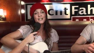 Maria Reiser  Die Kellnerin live and acoustic  Nachtfahrt TV [upl. by Macnair]