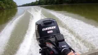 Evinrude Etec 25 [upl. by Elades693]