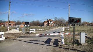 Spoorwegovergang Medkovets Медковец BG  Railroad crossing  Железопътен прелез [upl. by Jamie]