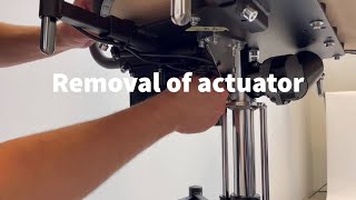 Removing the actuator on VELA Tango 300E310E [upl. by Ten]