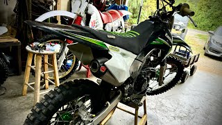 Klx140L Modifying the Intake Manifold to fit a 22mm Mikuni Carb Runs Great [upl. by Gass129]