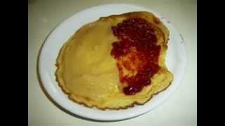 Wie man einen Pfannkuchen macht How To Make A Pancake [upl. by Yaron]