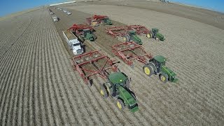 16 Row Massive Potato Harvest with John Deere and Spudnik [upl. by Nada28]