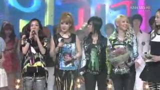 1위 2NE1 Lonely 인기가요 110529 [upl. by Tedi322]