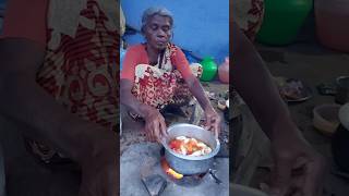 அம்மா விறகு அடுப்பில் செய்த சாம்பார் 😋 கத்தரிக்காய் முருங்கைக்காய் மாங்காய் சேர்த்த சாம்பார் [upl. by Ailuig]