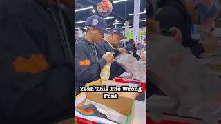 Catching A Fake Off White Shoe At SneakerCon [upl. by Ocer]