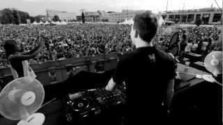 Hardwell Thanks Breda  Sitdown with 25000 at Dancetour [upl. by Noicpesnoc]