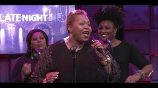 Joany Muskiet zingt het schitterende Oh Lord Stand By Me  RTL LATE NIGHT [upl. by Meehsar]