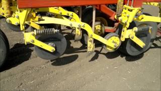 No till на Bourgault 8810 [upl. by Telimay]