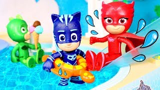 Los PJ Masks van a la piscina 💦⚡ Heroes en Pijama en Verano [upl. by Ettevi]