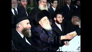 Bobover Rebbe HaRav Shloime Halberstam ZTzal at a wedding in Antwerp Belgium 5750 1990 [upl. by Attelra448]