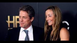 Hugh Grant 64 ans et 5 enfants « Je dors souvent dans la salle de bain maintenant… » [upl. by Schulze]