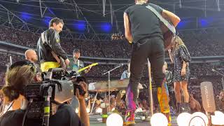 Coldplay  Torn cover feat Natalie Imbruglia amp Jacob Collier live at Wembley 16082022 [upl. by Decamp]