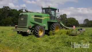 Coupe de Ray grass avec une John deere 7400 équipée dun groupe de fauche [upl. by Newo]