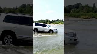 landcruiser lc200 offroad maumeeriver perrysburg fun nature [upl. by Arracot]