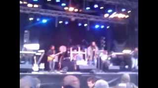 Stephen Marley  Iron Lion Zion LIVE 7eme Vague 2012 [upl. by Johst]