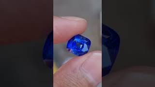 665 crt blue sapphire Srilanka 888gemstone [upl. by Elleahcim191]