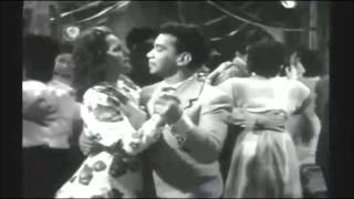 Cantinflas Bailando La abeja Miope [upl. by Rochell]