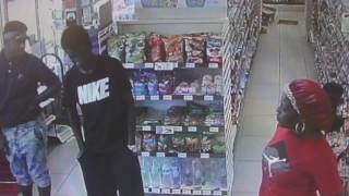 Robbery 711 store at 11363 East Northwest Highway [upl. by Niuqram334]