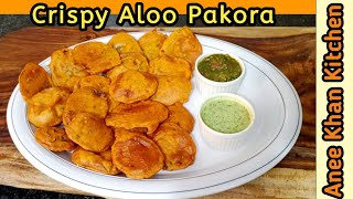 Crispy Aloo Pakora Recipe  Ramzan special Aloo ke Pakore  Aloo ke Pakode  Crispy pakoda recipe [upl. by Skcirdnek]