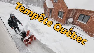 Notre première grosse tempête de neige  J26 Lhiver au Québec [upl. by Atnomed]