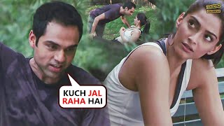 कुछ जल रहा है 🔥🔥 Sonam Kapoor amp Abhay Deol Best Scene  quotAISHAquot Movie  Dhinchaakhindiclips [upl. by Haletta]