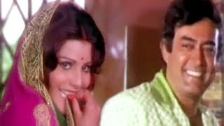 Sanjeev Kumar flirts with Sulakshana Pandit  Uljhan  Bollywood Scene 221 [upl. by Lekar]