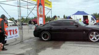 Dodge Charger SRT8 61l Hemi 14mile drag race [upl. by Nireil849]