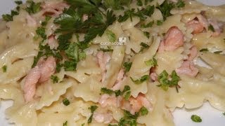 Farfalle al salmone affumicato [upl. by Ynatil]