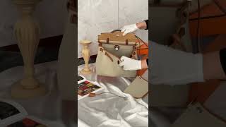 Hermès Herbag Zip 31 冰川白金棕琺瑯白釦手提肩背包 [upl. by Valeda1]