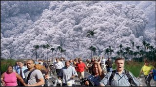 Today terrible Kanlaon volcano in the Philippines eruptedsending ash 3 miles high into the sky [upl. by Ymar]