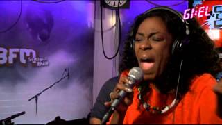 Giovanca  Papaoutai Stromae cover Live bij Giel 3FM 3122013 [upl. by Anivek]