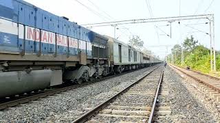 15910 Avadh Assam Express overtaking 15901 Lumding  Tinsukia [upl. by Nawud]